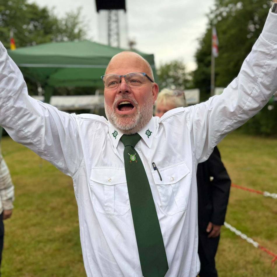 Schützen in Rheinberg: Neuer König und neuer Kaiser in Ossenberg