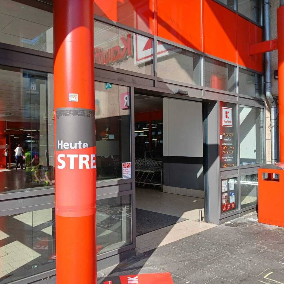 Mitarbeiter fordern höhere Löhne: Bei Kaufland in Geldern wird gestreikt – das müssen Kunden jetzt wissen