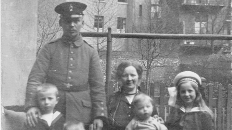 Düsseldorfer fiel in Verdun: Enkelin holt ihren Großvater aus dem Vergessen