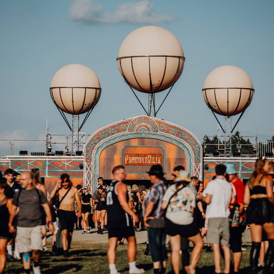 Verbraucherzentrale in Moers : Festivalsaison – was rund ums Ticket und bei Absagen zu beachten ist