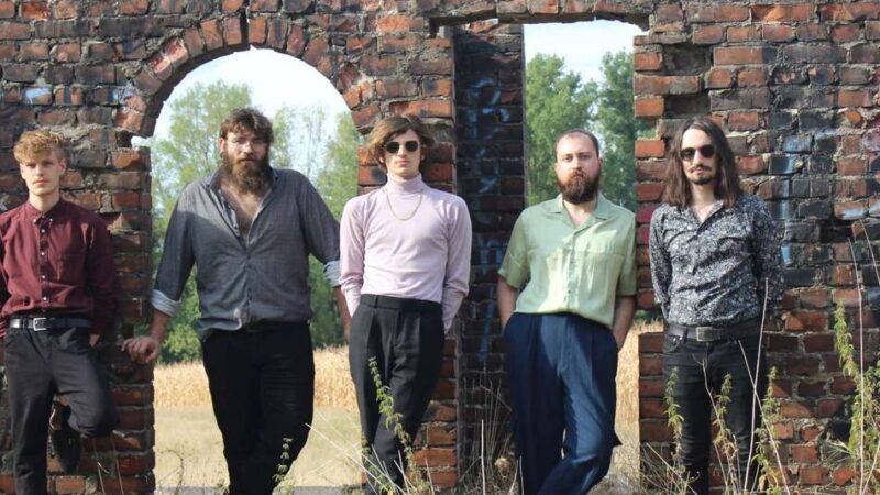 Freiluftsaison wird eröffnet: Am Griether Hanselädchen rocken zwei Bands draußen auf dem Markt