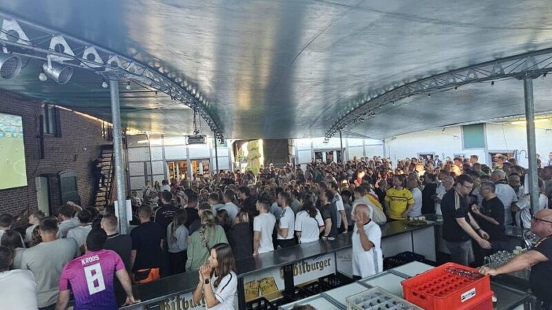 Fußball-Weltmeisterschaft: Rudelgucken im Schwanenberger Pastoratshof gibt es auch diesmal wieder