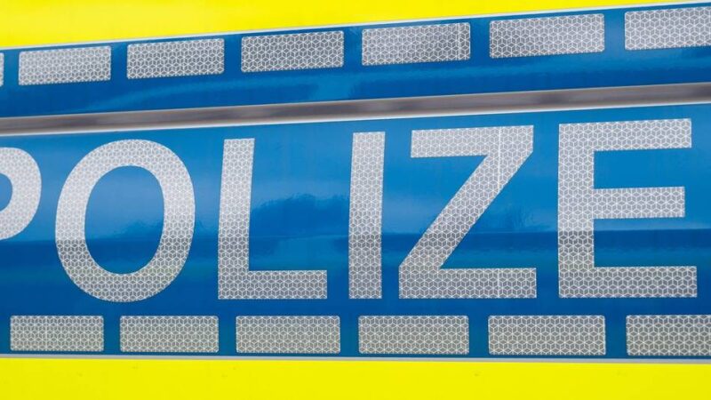 Polizei bittet um Mithilfe: Nächtlicher Einbruch in ein Wohnhaus in Borth
