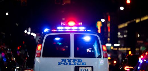 New York: Mutter und Großmutter ließen laut Anklage autistischen Teenager verhungern