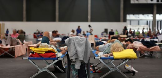 Waldbrände in Frankreich: Hier landen die Leute, die nirgendwo hinkönnen