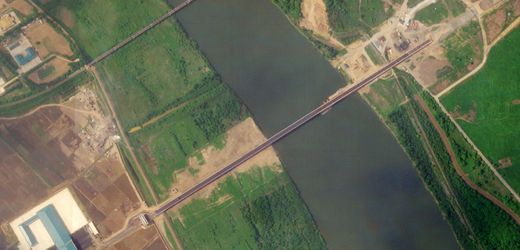 Zwischen Russland und Nordkorea: Wozu die erste Straßenbrücke dienen könnte