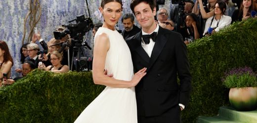Karlie Kloss ist mit Jared Kushners Bruder verheiratet – Donald Trump hat sie aber wohl nie getroffen
