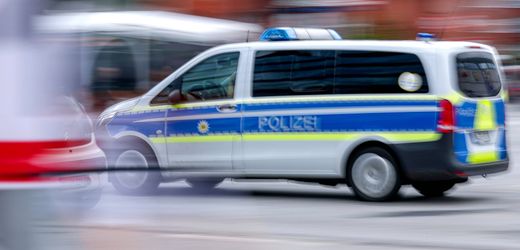 Gelsenkirchen: 18-Jährige tarnt Hilferuf bei der Polizei als Pizzabestellung