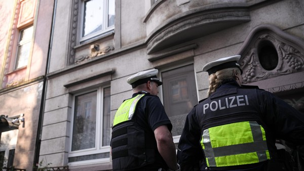 Behörden kontrollieren mehrere Problemimmobilien in Velbert