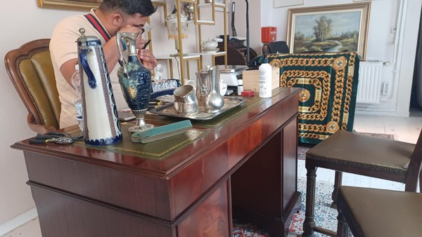 Gold und Antikes ade: Die „Galerie Guttenberger“ verlässt Velbert-Neviges