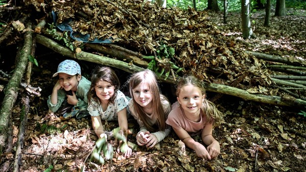 Auf sich allein gestellt im Wald: Velberter Kinder proben für den Ernstfall