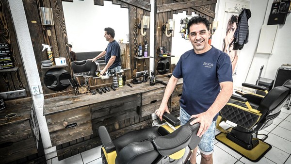 „Ich habe keinen Tag bereut“: Wie Friseur Mzkin sein Glück in Velbert fand