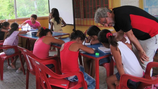 Zwischen Leguanen und Regenzeit – So erlebt ein Velberter den Alltag in Ecuador