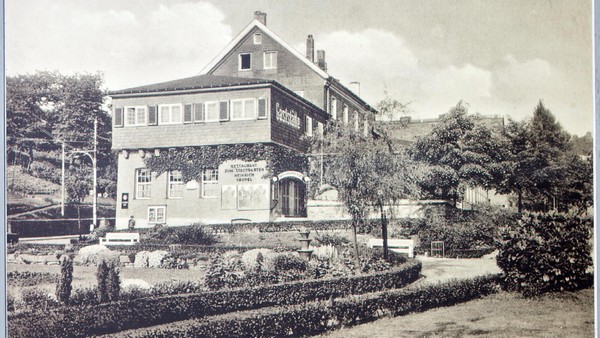 100 Jahre Stadtgarten: Sommerabend-Feier in Velbert mit Live-Musik