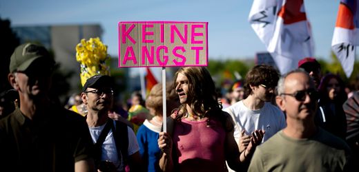 CSD in Berlin: Der Hass wird nicht gewinnen – Meinung