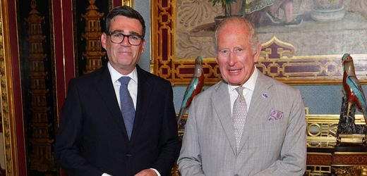 Großbritannien: König Charles III. ernennt Andy Burnham zum Premierminister