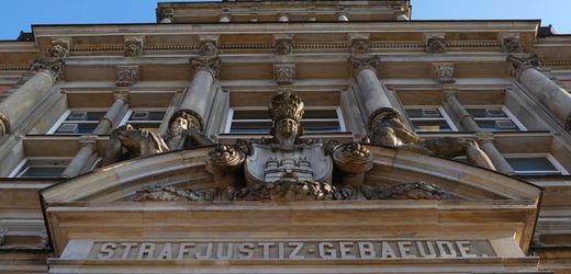 Mann tritt Opfer gegen Kopf – vier Jahre Haft