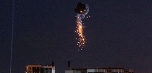 Ukraine-Krieg: Russland überzieht Kyjiw mit Luftangriffen – offenbar zahlreiche Menschen eingeschlossen