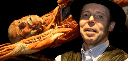 Gunther von Hagens: Umstrittener Leichenpräparator ist gestorben