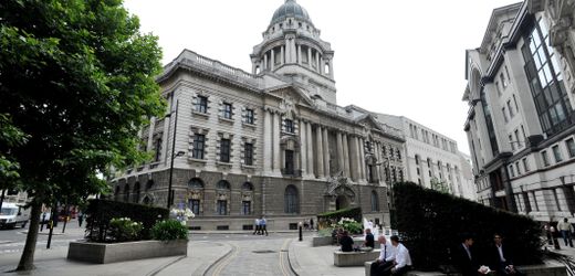 Großbritannien: Teenie-Auftragskiller in London schuldig gesprochen