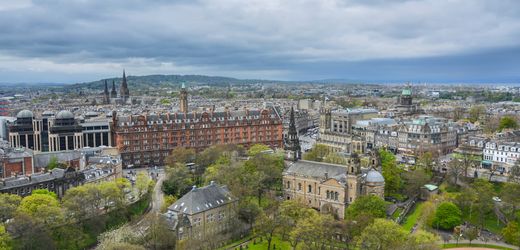 Schottland: Polizist vergewaltigt Frauen, die ihn um Hilfe riefen