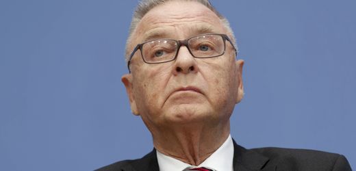 Bundestagswahlen: Hans-Jürgen Papier spricht sich für Dreiprozenthürde aus