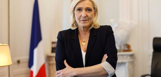 Frankreich: Marine Le Pen hält trotz Verurteilung an Präsidentschaftskandidatur fest