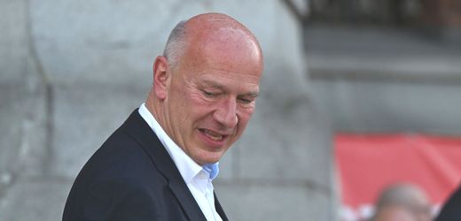 Kai Wegner: Regierender Bürgermeister reagiert auf Rückzugsforderungen
