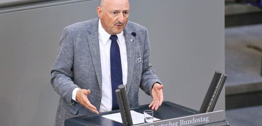 »Rente mit 63«: SPD-Sozialexperte fordert Zehn-Jahres-Frist für Abschaffung