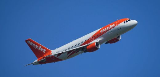 Easyjet: Flugzeug muss wegen Schlägerei an Bord umdrehen