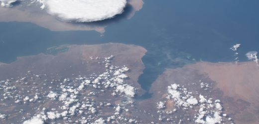 Iran-Krieg: Huthis bremsen Schiffsverkehr und Öltransporte im Roten Meer aus
