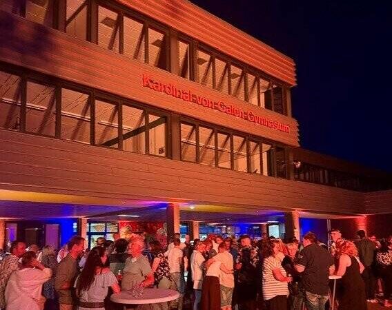 Am Gymnasium Kevelaer: Ehemaligentreffen mit 400 Gästen