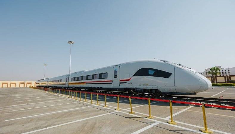 „Sehr erfreulicher Tag für unsere Stadt“: Italo kauft Züge für drei Milliarden Euro bei Siemens in Krefeld