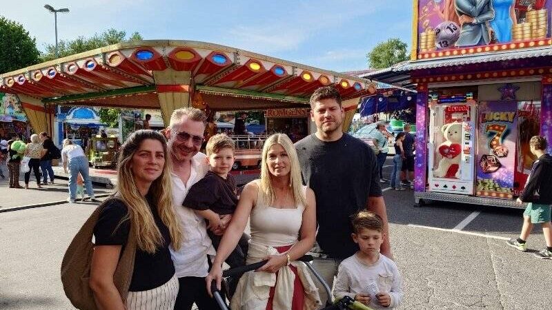 Kirmes in Krefeld-Uerdingen: Zwischen Karussell und Lebkuchenherz