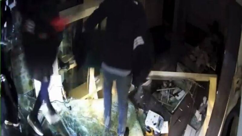 Blitzeinbruch in Kleve: Die Juwelen-Gangster machten einen großen Fehler