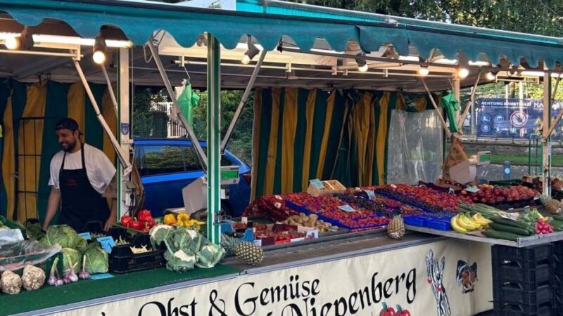 Auf dem Markt in Hilden: Obst und Gemüse Niepenberg neu auf dem Wochenmarkt