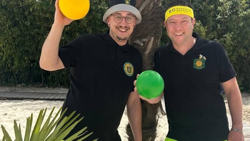 Karneval trifft Sport in Krefeld: Wer traut sich aufs närrische Völkerballfeld?