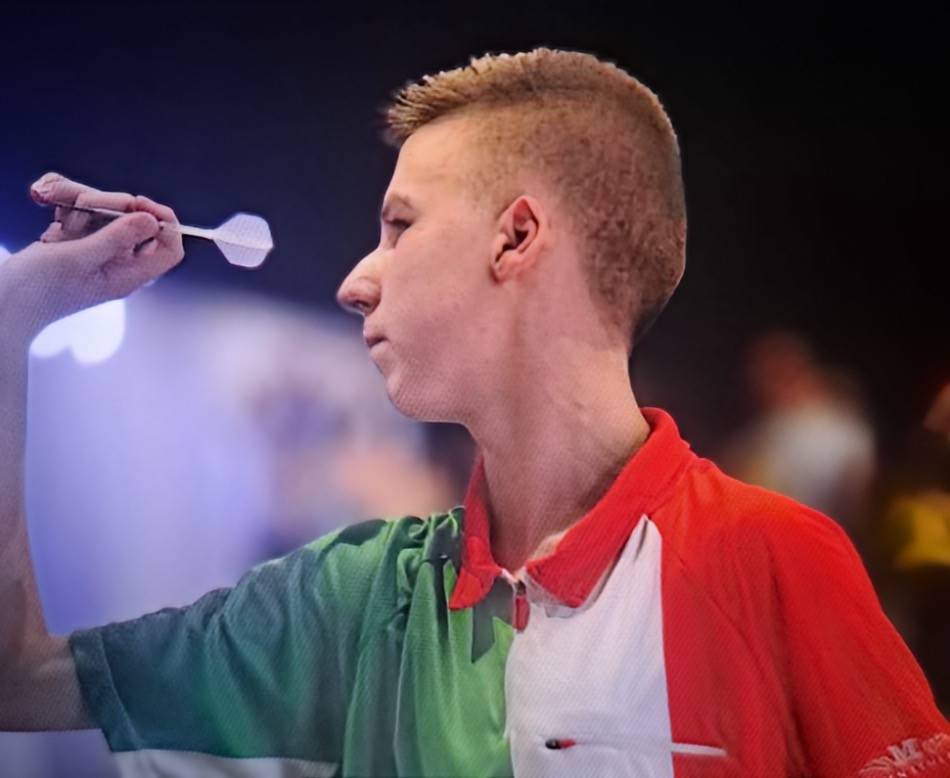16-Jähriger aus Grefrath: Cedric Gerlach ist Deutscher Junioren-Meister im Steeldart