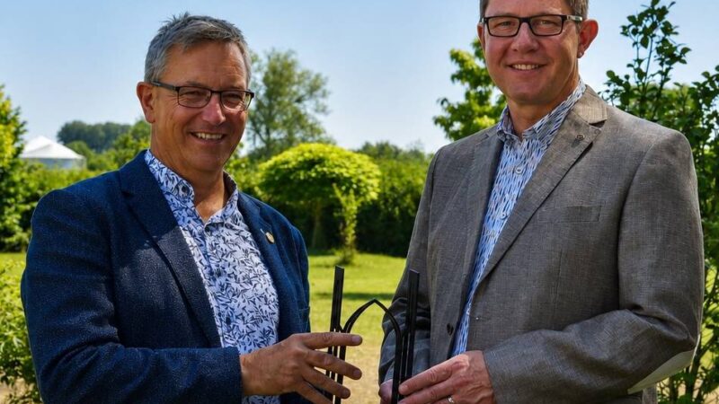Traditionelle Ämter-Übergabe: Neuer Rotary-Präsident in Xanten setzt auf Licht und Hilfe