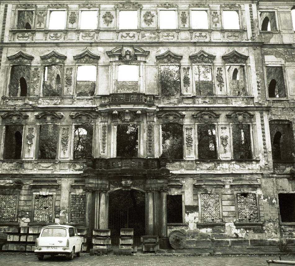 Ansichten von 1981 und 1998: Hückeswagener stellt Dresden-Fotos im Stadtmuseum aus