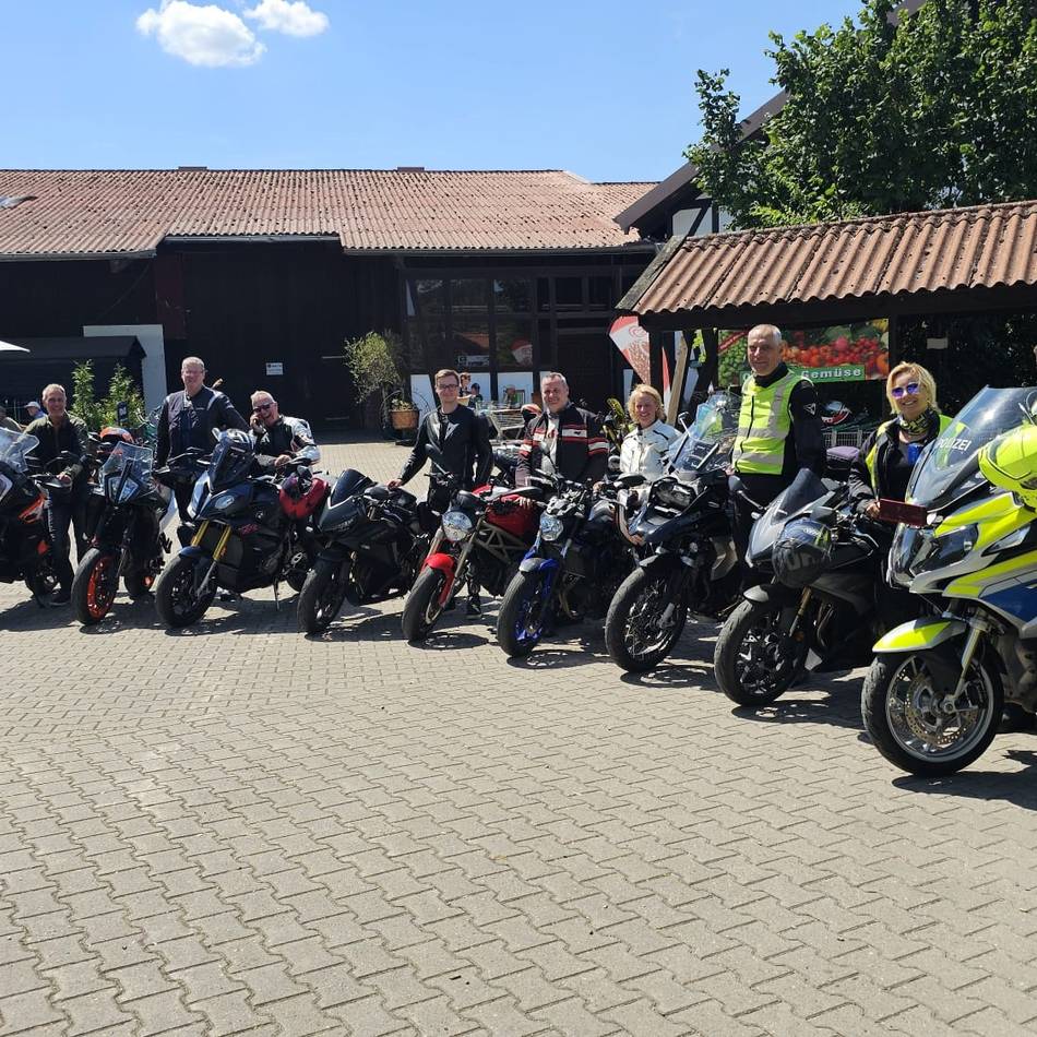 Motorradsicherheit Mettmann: 120 Kilometer mit der Polizei – für mehr Sicherheit auf dem Motorrad