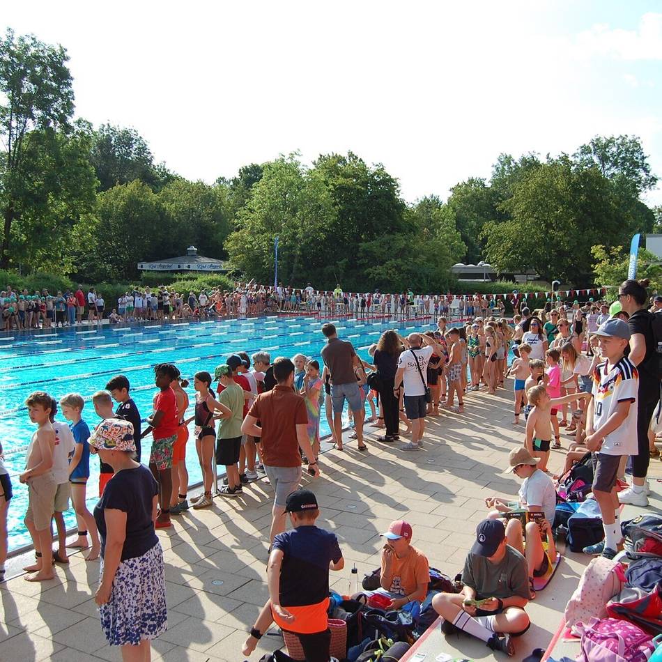 Swim and Run Ratingen: Sport, Pommes und Eis machen den Wettkampftag perfekt