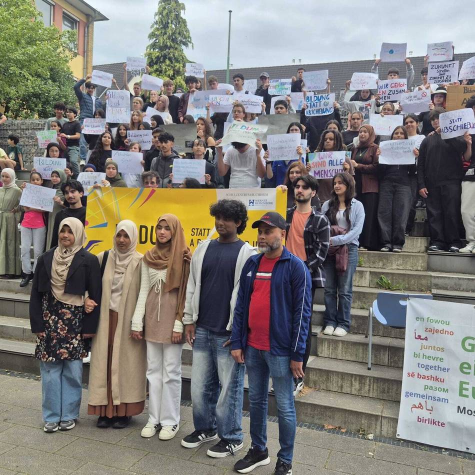 Familie aus Sri Lanka in Leverkusen: Nach dem Pauken fürs Abi droht die Abschiebung