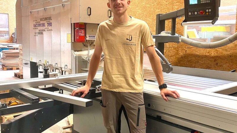 Handwerk in Radevormwald: 21-Jähriger gründet eigenen Tischlerbetrieb