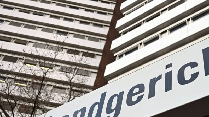 Radevormwalder vor dem Kölner Landgericht: Drogenverkäufer muss für zwei Jahre und acht Monate in Haft