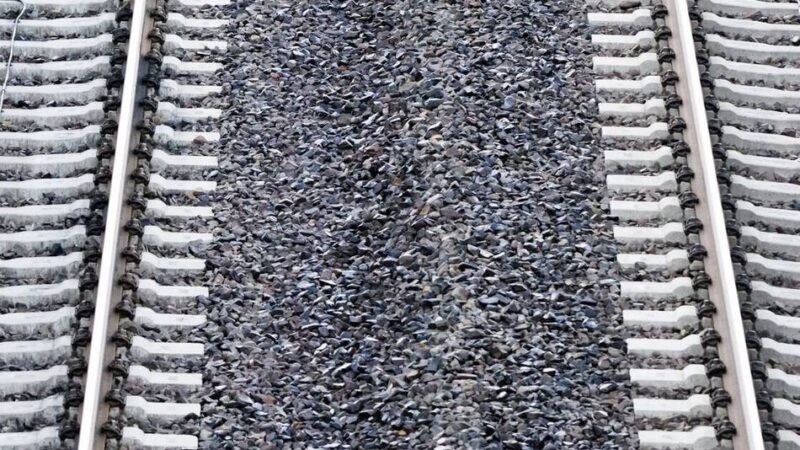 Gründe für Zugprobleme: „Totalausfall“ auf den Schienen bei Mönchengladbach-Rheydt beendet