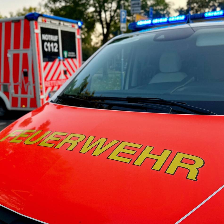 Fahrzeugbrand in Schwalmtal: Auto fängt während der Fahrt Feuer