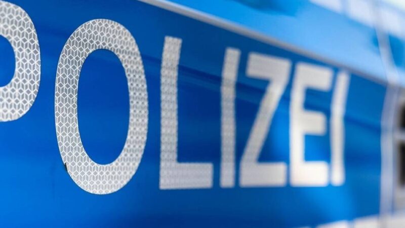 Vorfall in Anrath: Mann besprüht Frau mit unbekannter Flüssigkeit