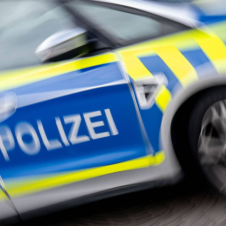 Waffe lag in einem Rucksack: Mann in Duisburg wird von Revolver angeschossen