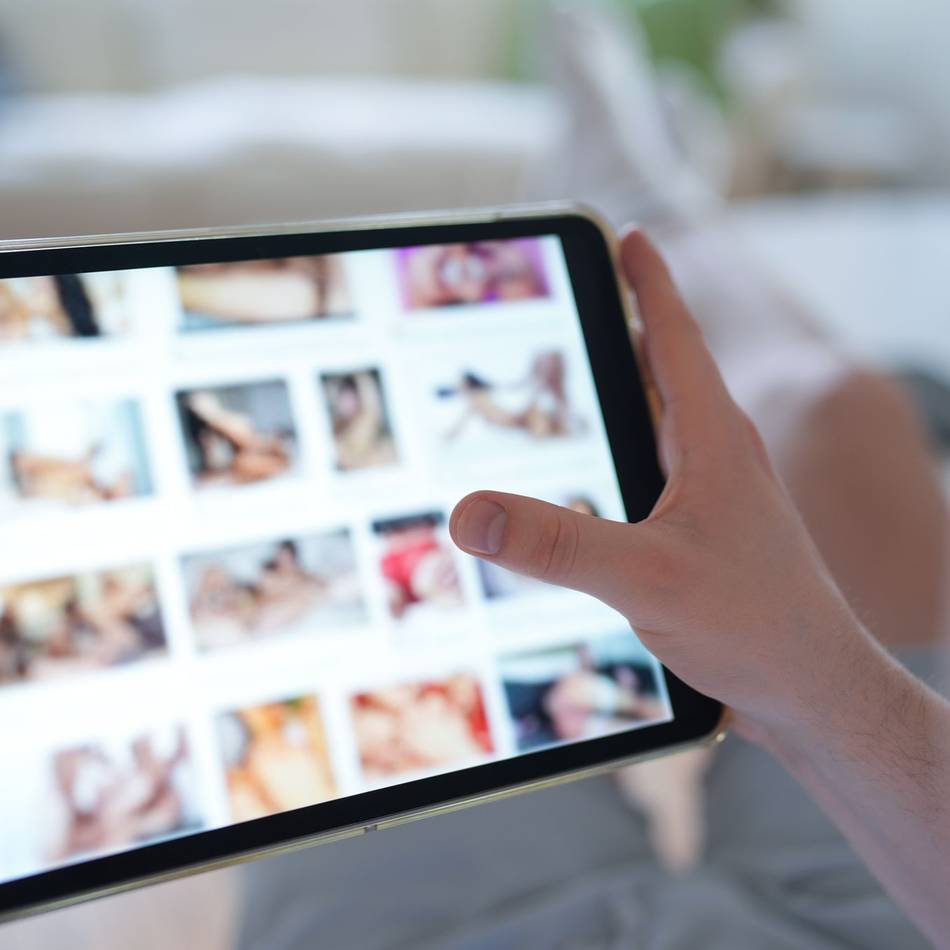 Deepfake-Pornografie an Neusser Schule: „Als Vater würde ich sagen, dass solche Leute von der Schule verwiesen werden müssen“